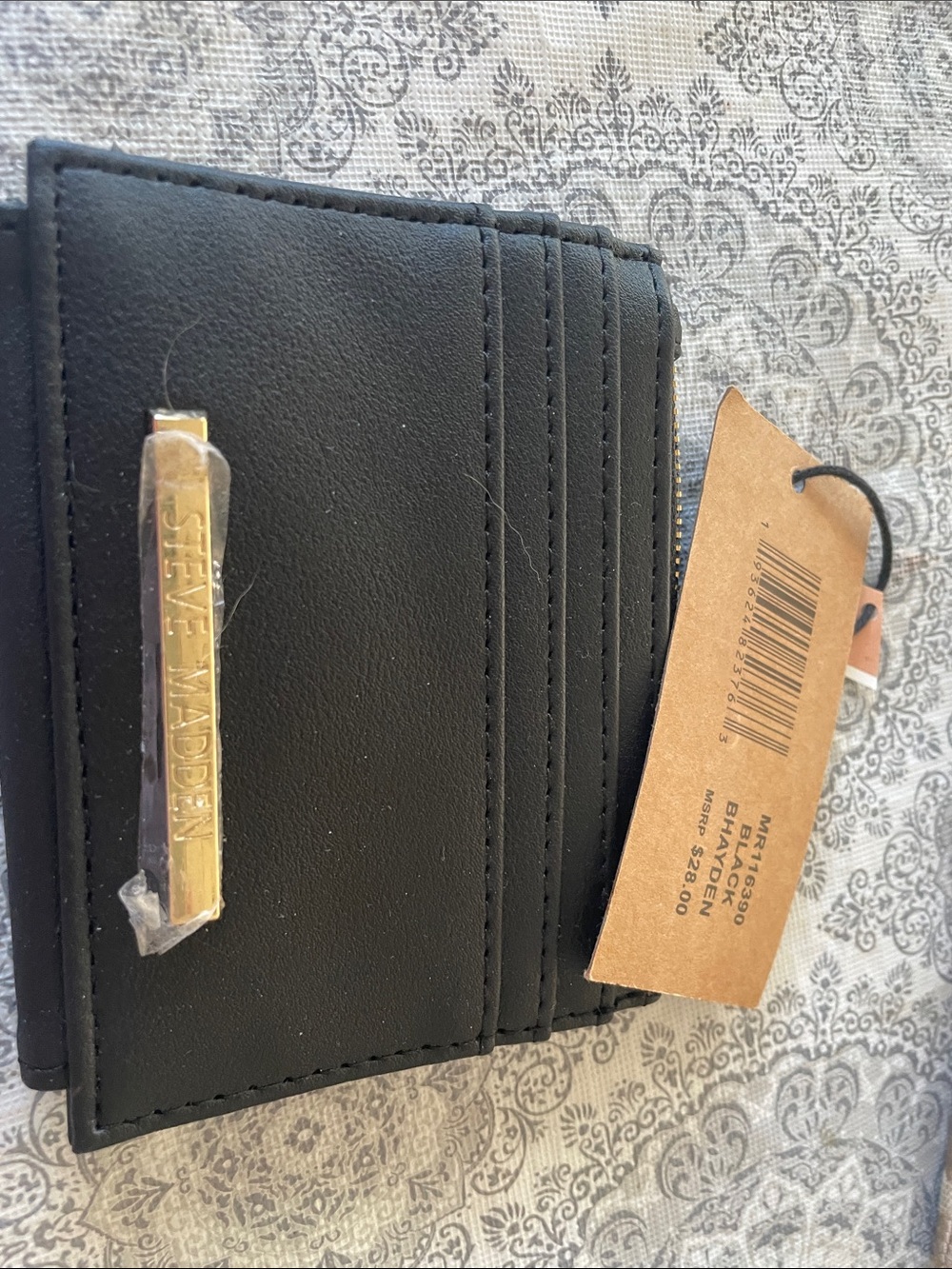 Lot of wallets, 2 used2 new with tags mk coach Steve Madden - Picture 2 of 5